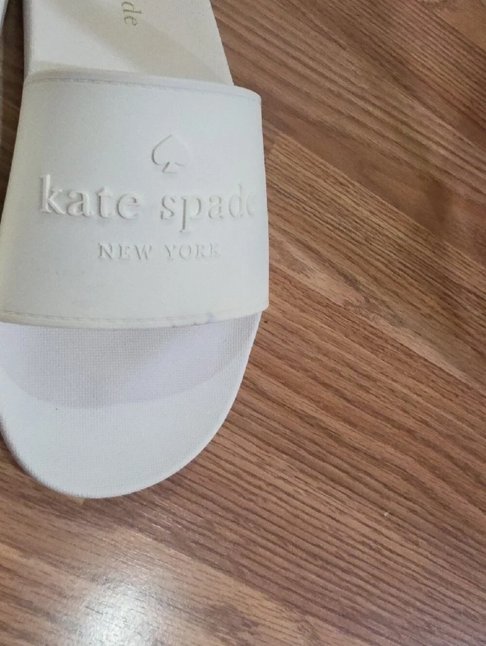 Kate Spade Off-WhiteNew York Sunny E mbossed Slide Sandals- Size 10